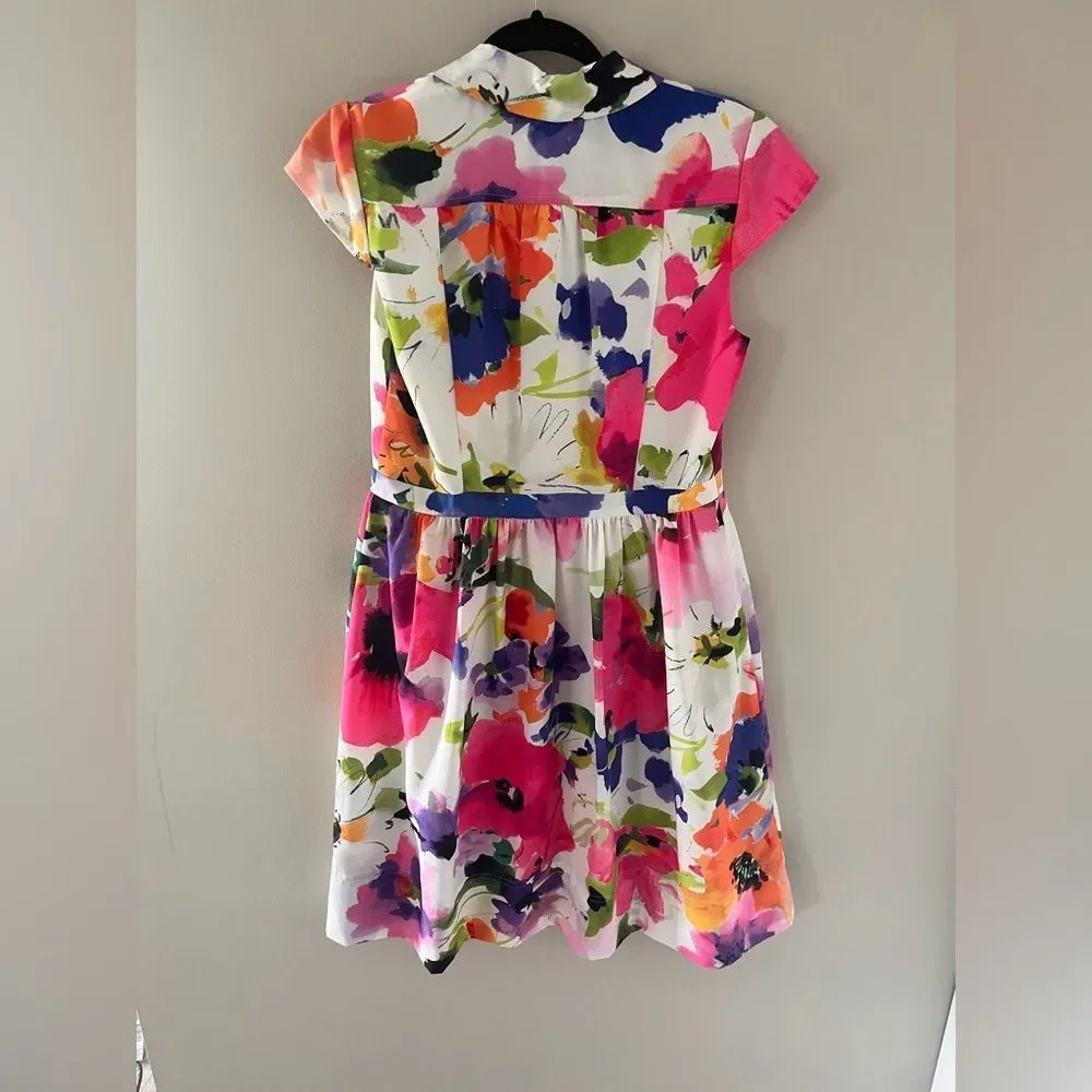 FLORAL BUTTON DOWN DRESS - Picture 3 of 7